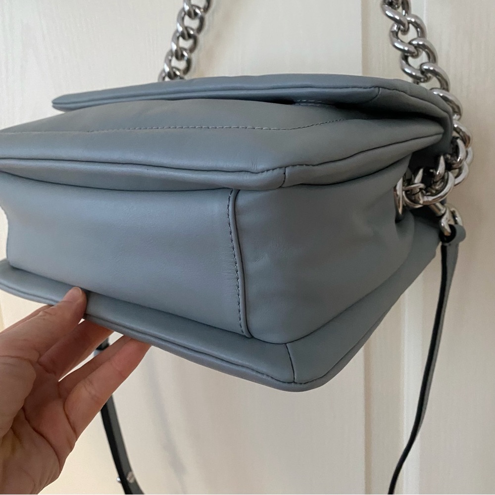 Marc Jacobs Blue Gray Quilted Crossbody Bag with Chain - Picture 3 of 11